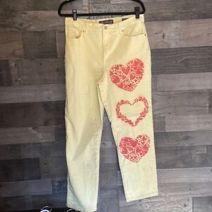 GLORIA VANDERBILT “Amanda” Yellow Jeans with red detailing (upcycled) Sz 12